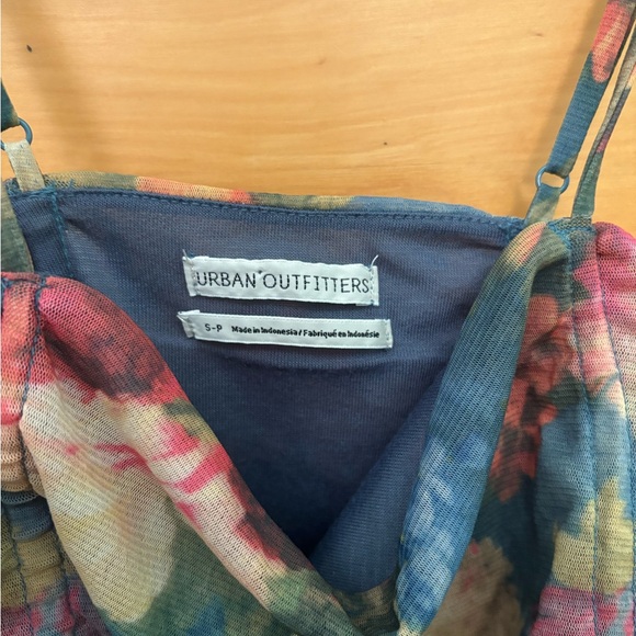 Urban Outfitters Top - Picture 3 of 3